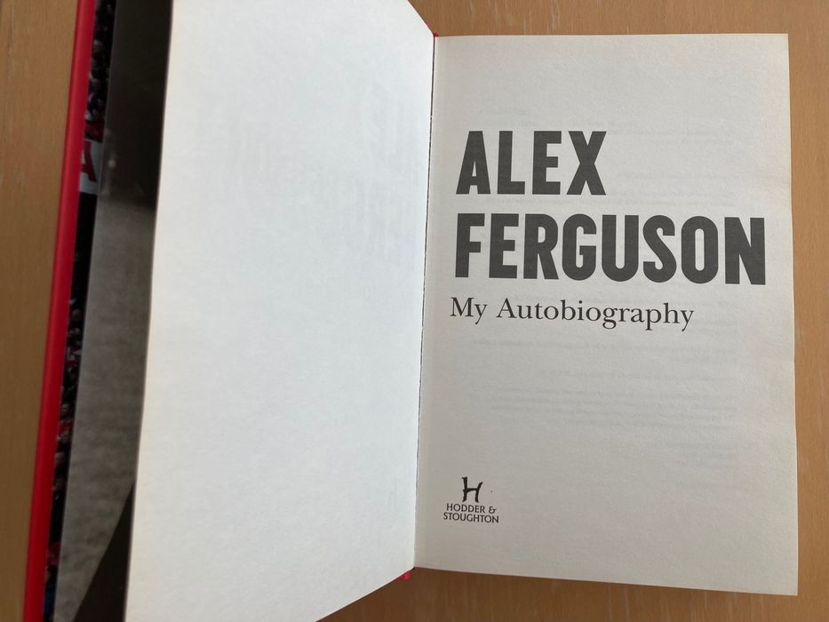 Книги на български, английски