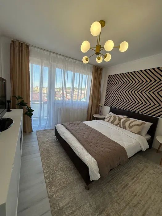 Apartament 3 camere decomandat