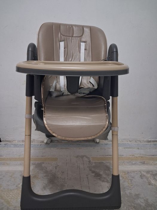 Стульчик для кормлений