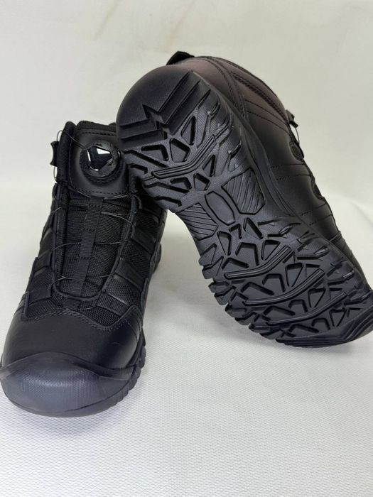 Зимние кроссовки