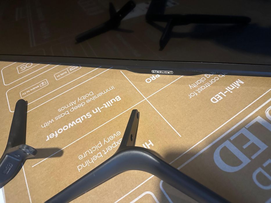 Televizor Starlight FullHD 127 cm diagonala