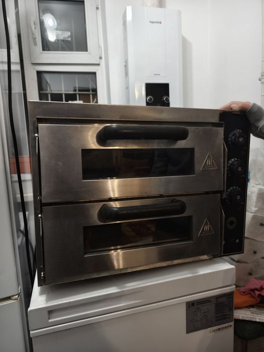 Пицца печь духовка