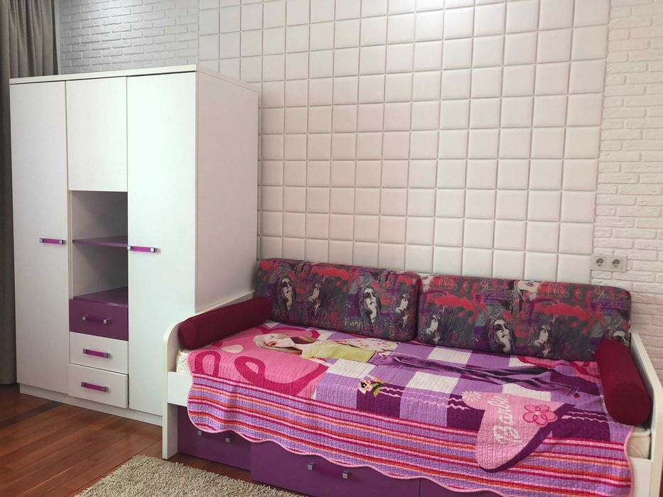 Продам мебельный детский гарнитур