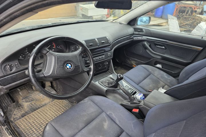 Usita rezervor BMW Seria 5 2000 520d MT (136 hp)