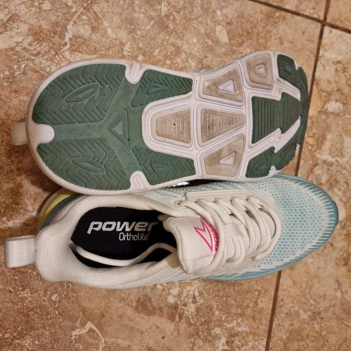 Маратонки мъжки.