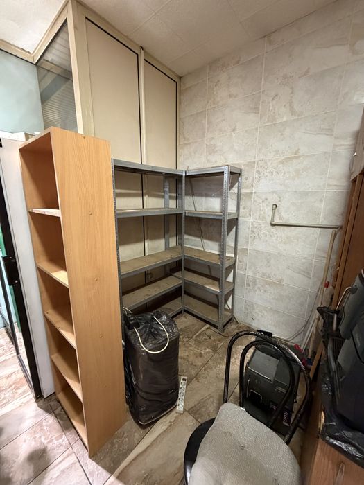 Стелажи и рафтове