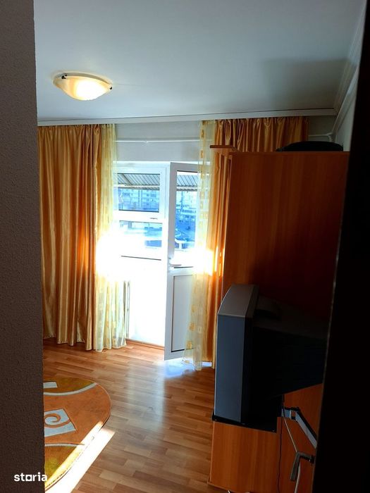 4 camere PITEȘTI , Decomandat , Amplasament DEOSEBIT, negociabil !