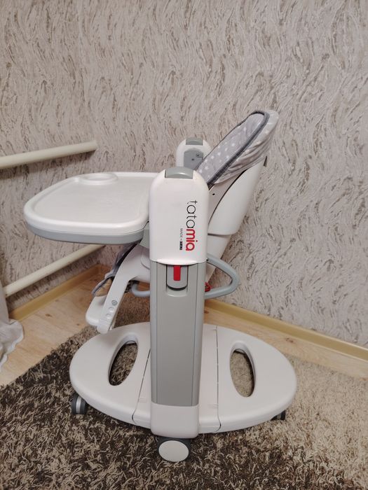 Продам детский стульчик PegPerego Tatamia
