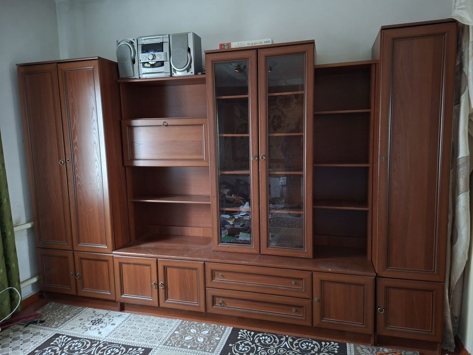 Продам стенку для гостинной