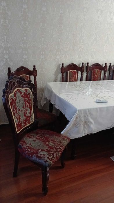 11 стульев б/у дешево