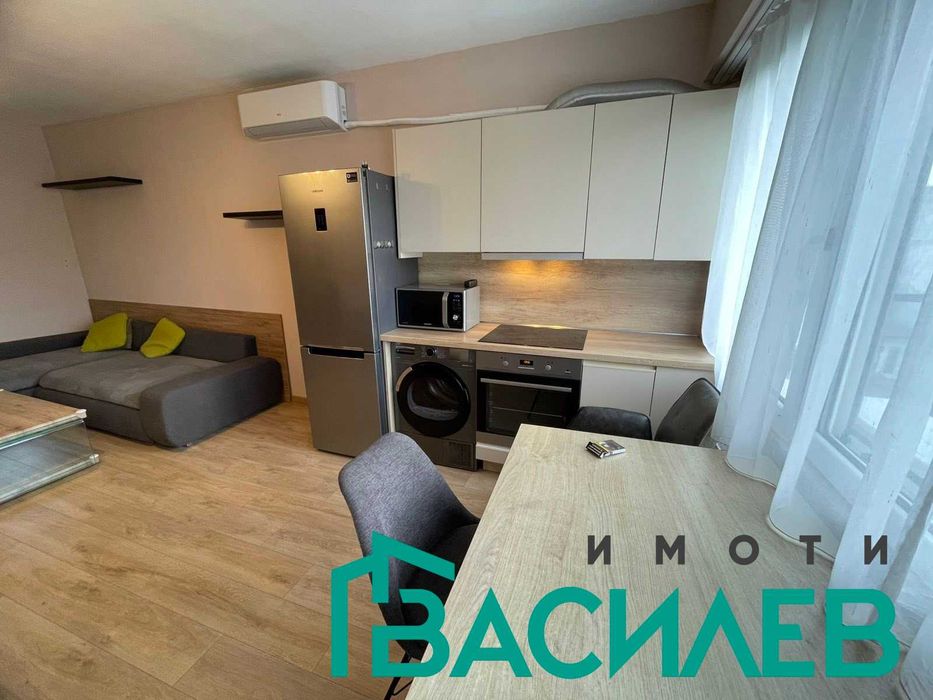 Дава се под наем Двустаен апартамент в София, Център - 47 кв.м за 518.67 € - Снимка #2