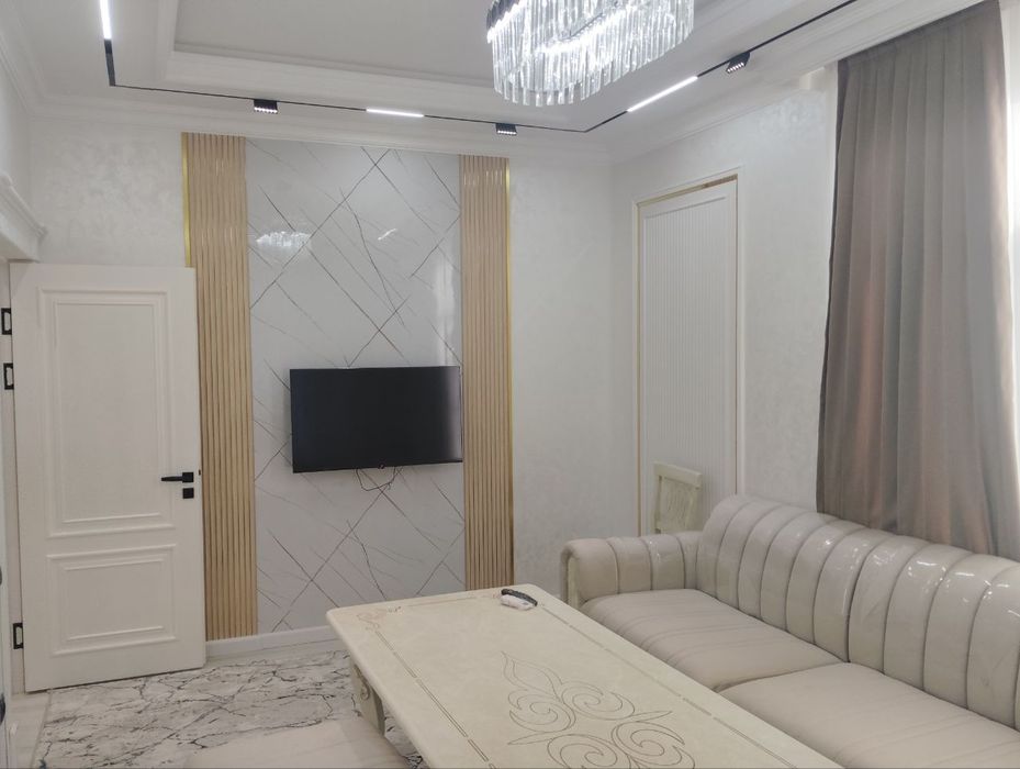 Юнусобод Туркистон метро 30 метр новостройка, 3 хона евро ремонт.