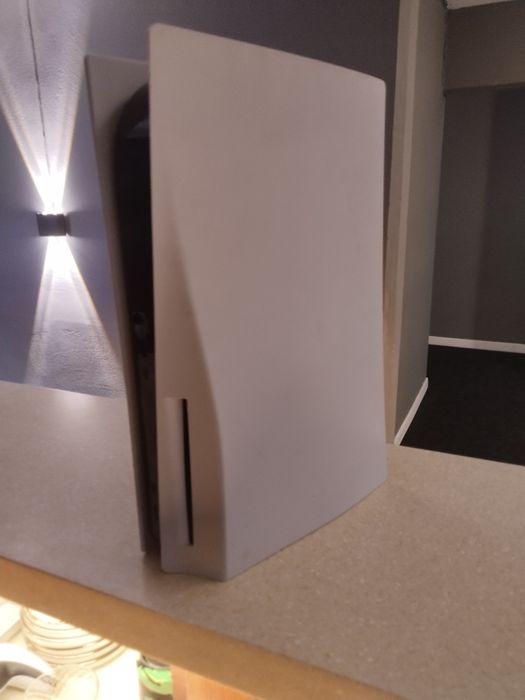 Продаю  PlayStation 5