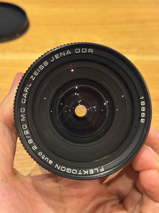 Carl Zeiss Jena DDR Flektogon 20mm f/2.8 MC M42