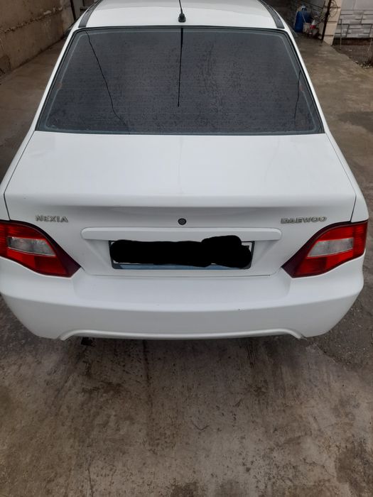 Машина Нексия 2013 идеал сост