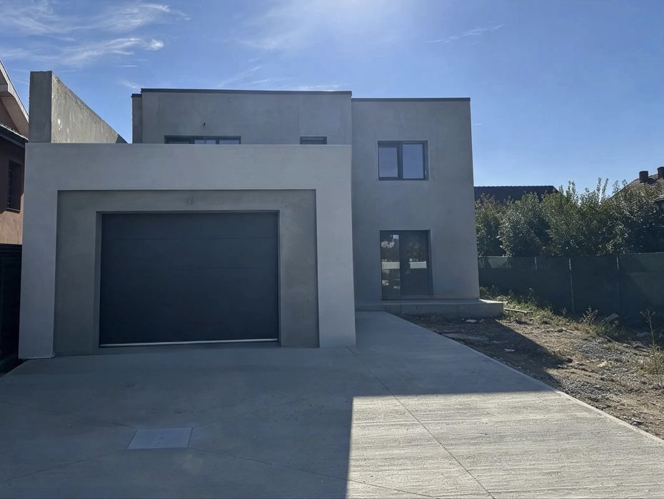 Casa  Parter +  Etaj
