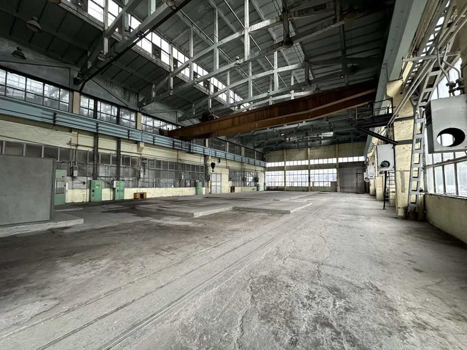 Дава се под наем Склад в Пловдив, Индустриална зона - Юг - 3000 кв.м за 10710 € - Снимка #7