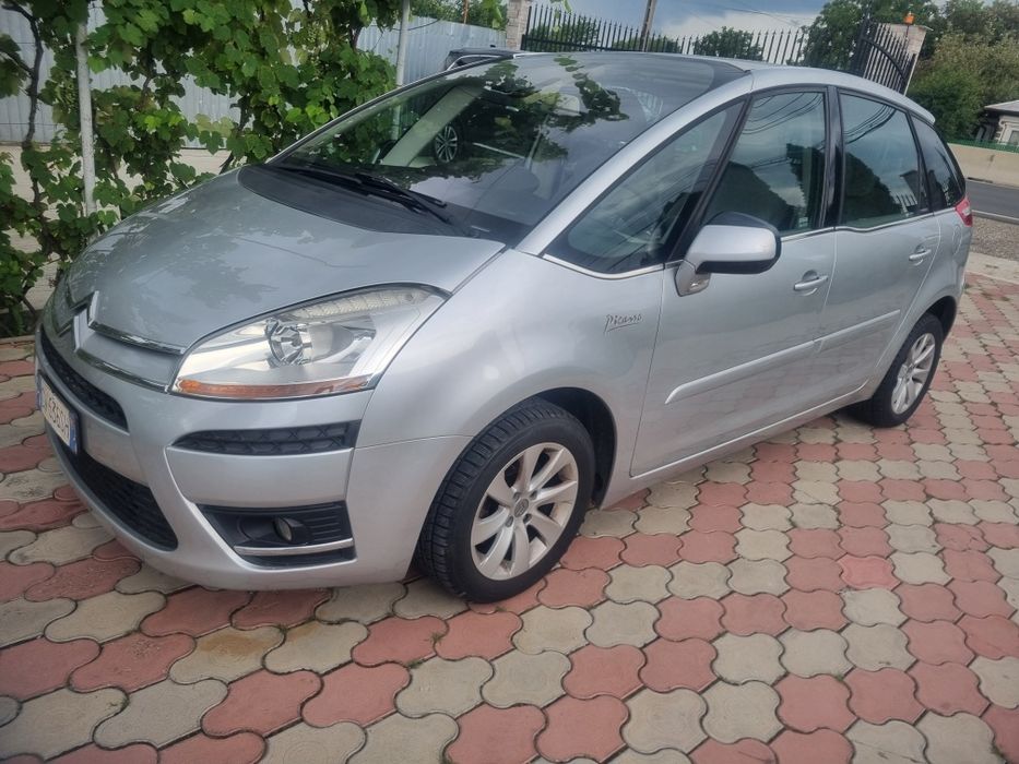 Dezmembrez citroen c4 Picasso  Exclusive 2.0 hdi