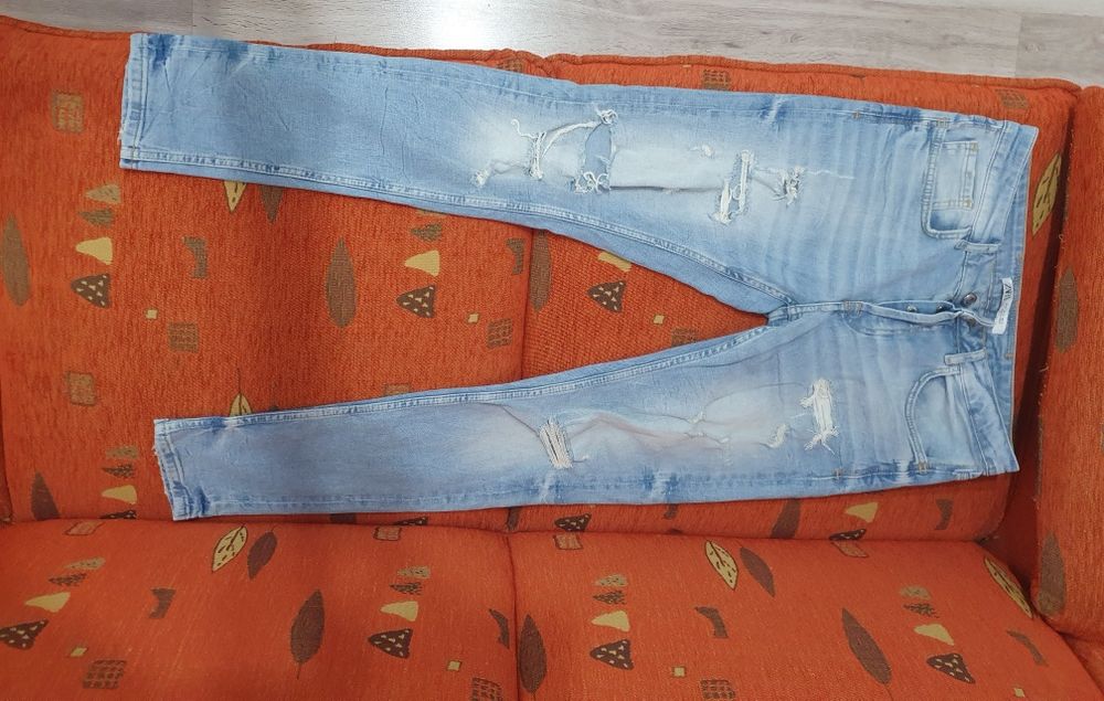 Blugi Zara si Bershka