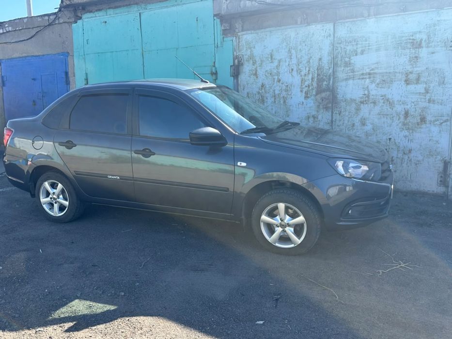 Продам Lada Granta 1.6 2020 г