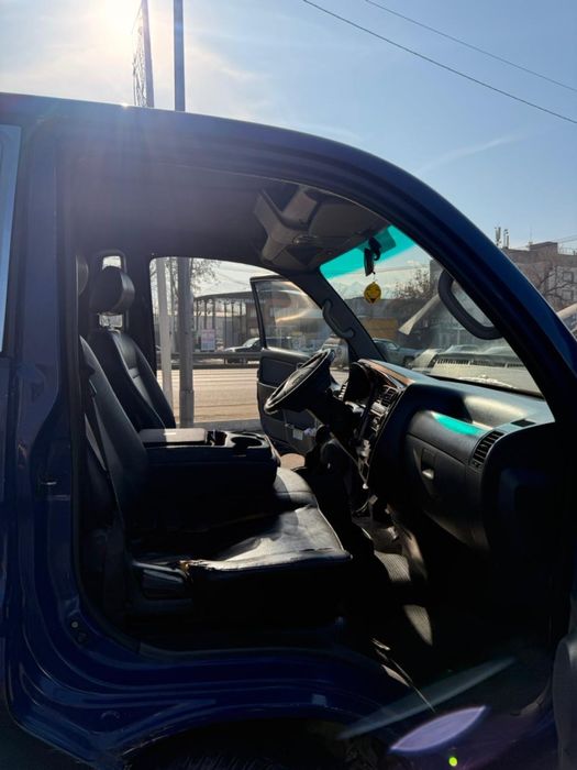 Продам машину Kia Bongo 2007