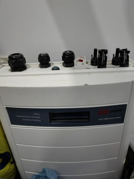 Vand invertor trifazat