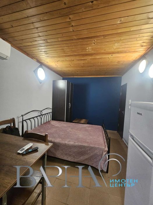 Дава се под наем Едностаен апартамент в Варна, Център - 20 кв.м за 331.5 € - Снимка #4
