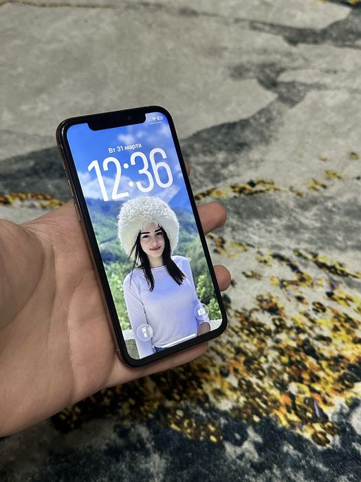 Продам айфон 11 про