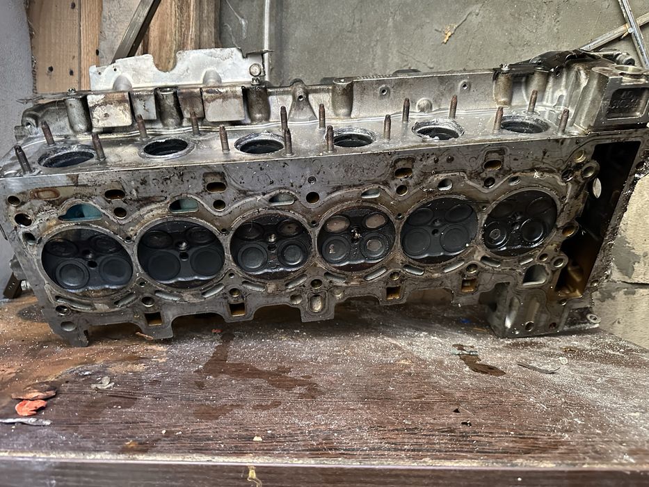 Chiuloasa bmw N53 perfecta se vinde cu tot capac