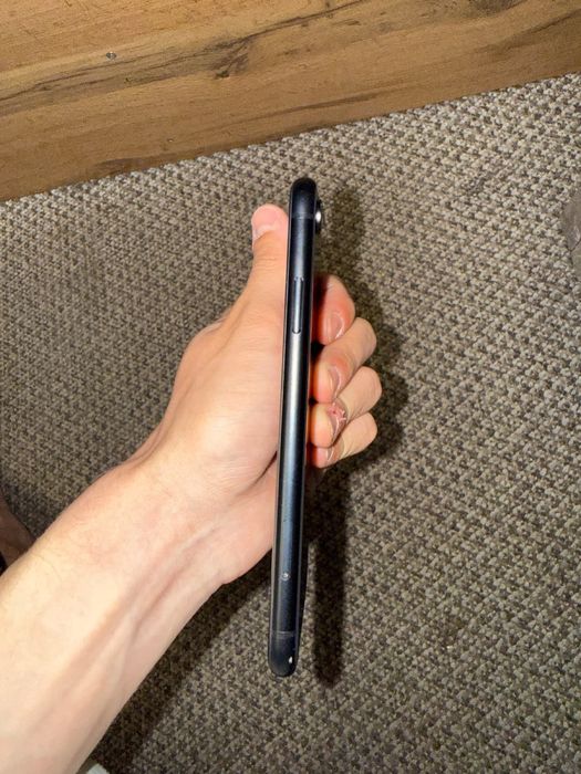 Iphone Xr 1907 продам