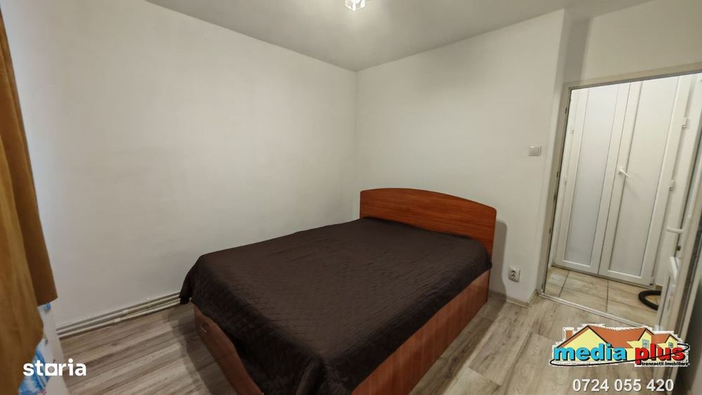 Apartament 3 camere decomandat – Micro 17