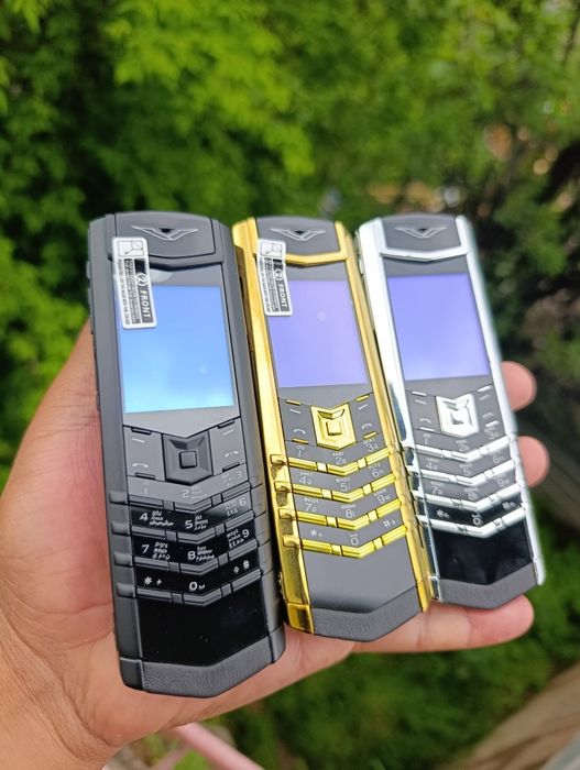Vertu signature S модели
