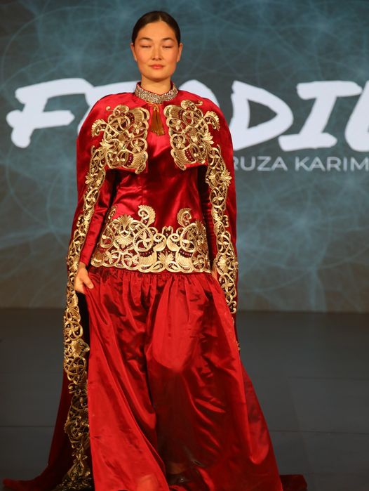 Boʻlajak kelinlarimiz uchun sarpo libos