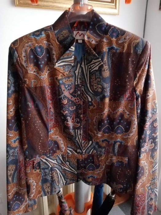 Дамски сака и блузи, внос от Италия