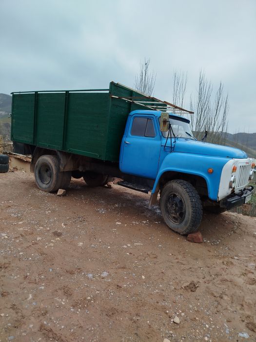 Gaz53 sotiladi 1975 yil ishlab chiqarilgan