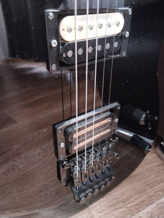 Продам отличный Jackson JS11 . Гитара серьезно модифицирова