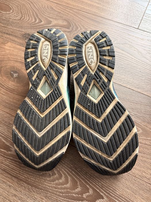 Brooks adidasi barbati 45.5