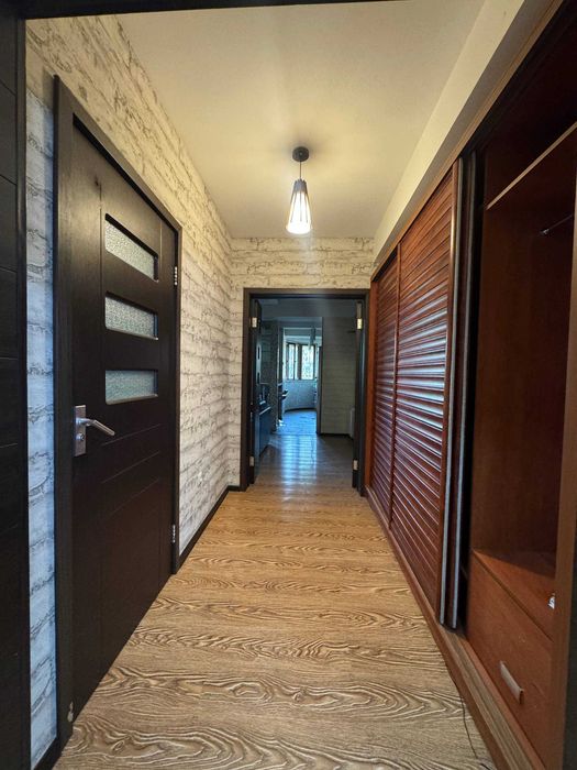 Сдается 4/4/12 Метро Космонавтов Айбек Жемчуг МВД Корзинка Ракат Баши