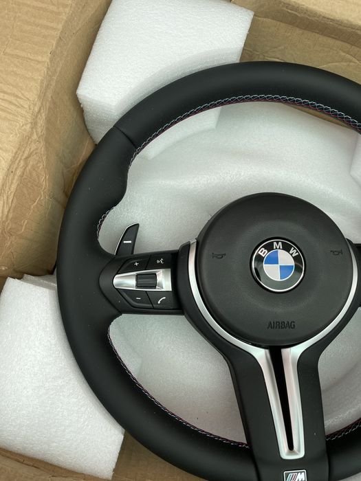 Руль BMW E90 E70 E89 E81 E82 бмв Е90 Е70 Е89 Е81 / руль на bmw е серии
