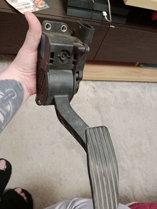 Продам электро-педаль