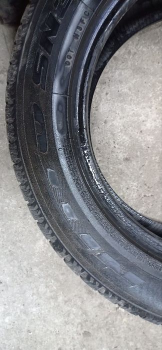Продам комплект зимней резины