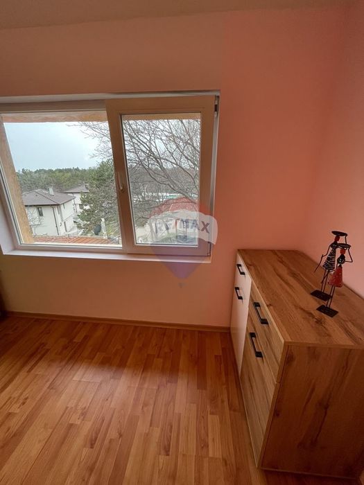 Дава се под наем Тристаен апартамент в к.к. Св.Св. Константин и Елена - 100 кв.м за 747.66 € - Снимка #6