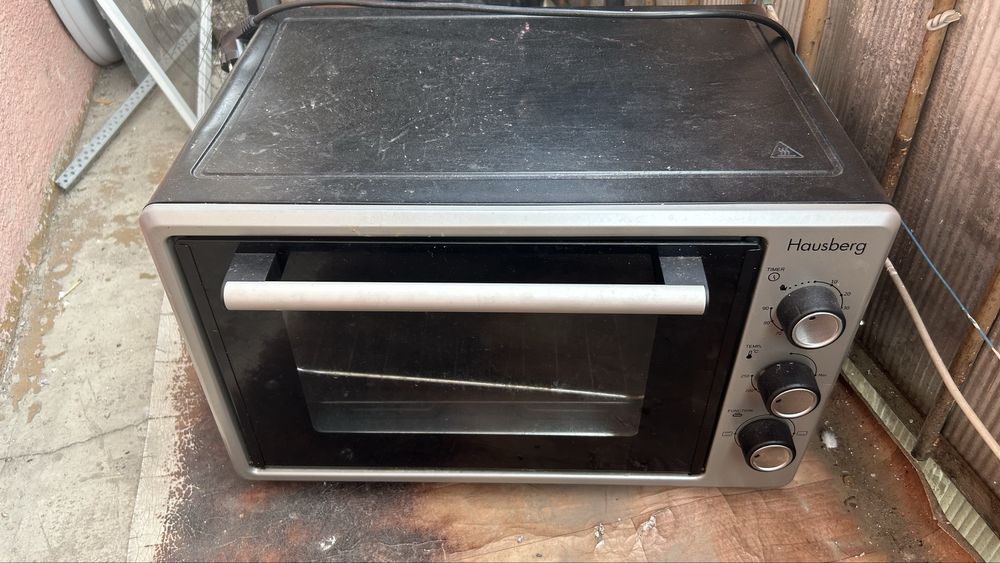 Продам духовку 20000