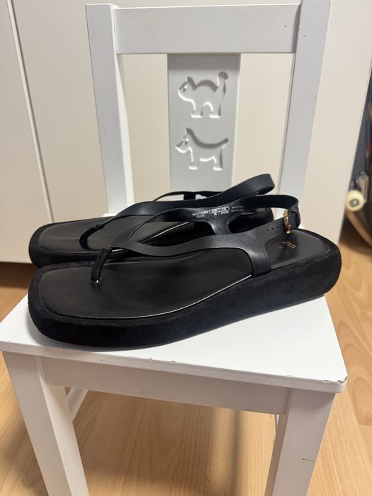 Нови самдали Zara размер 39 Цена 15 €