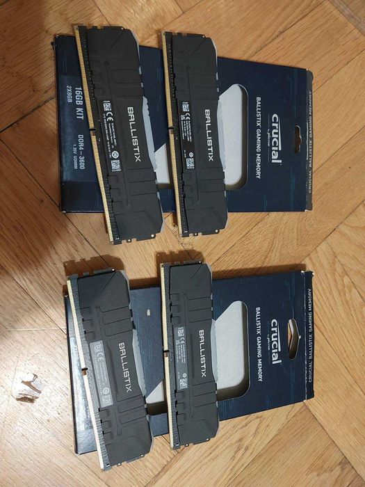 16GB DDR4 3600Mhz CL16 - Crucial BallsitX RGB