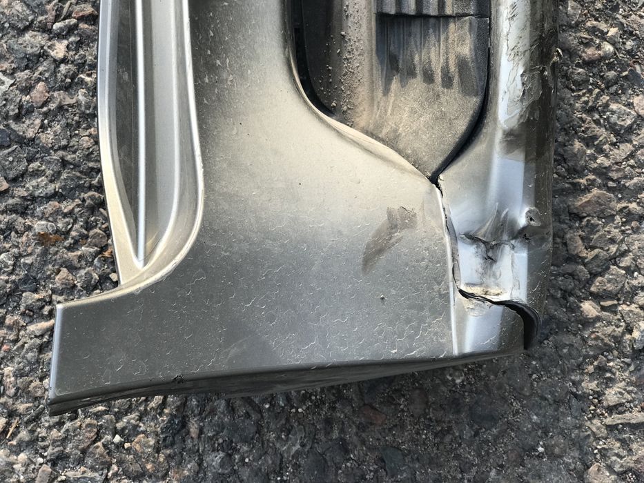 Подножка Lexus 570