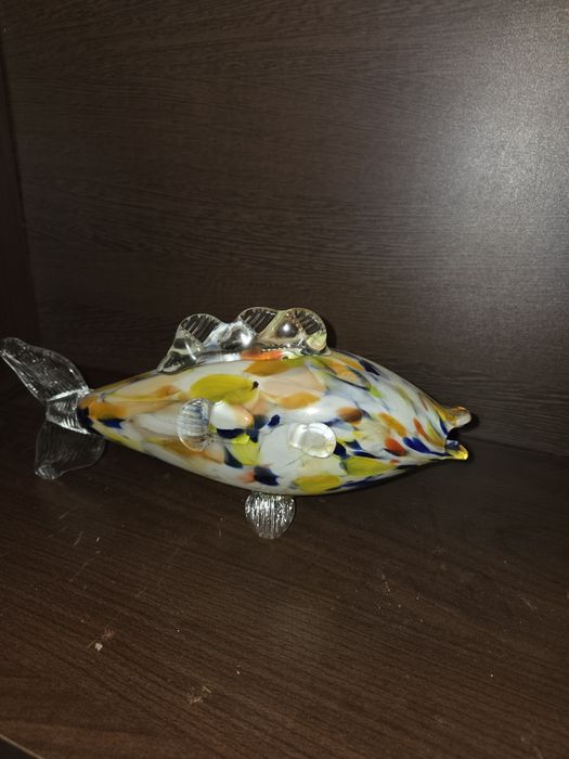 Pește sticlă comunist