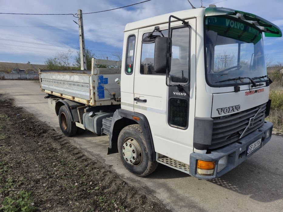 Volvo 7.5t basculabil macara