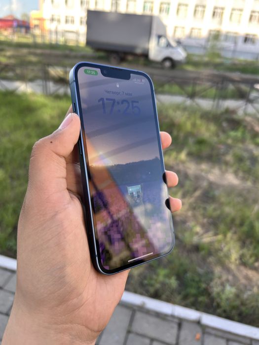 Продам iphone 13