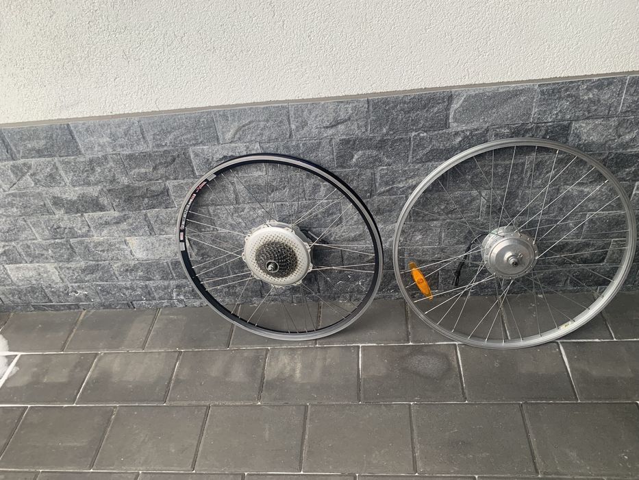 Vand 2 roti bicicleta